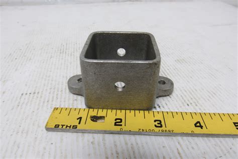 metal square tubing mounting brackets